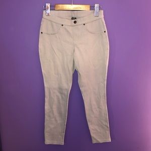 HUE Pants